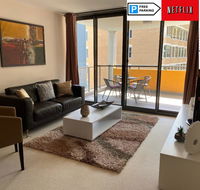 ARENA RESORT STYLE EXEC FREE NETFLIX WIFI WINE - NT Tourism