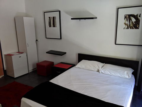 Arrival Lodge Bed & Breakfast - NT Tourism 2