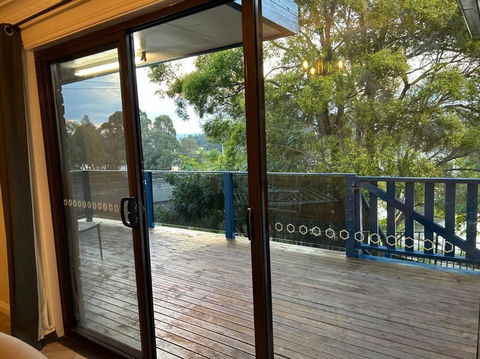 Luxury House 5 Bedrooms - Accommodation NT 2
