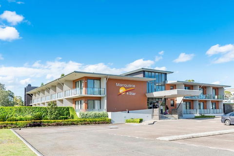 Macquarie 4 Star - NT Tourism 0