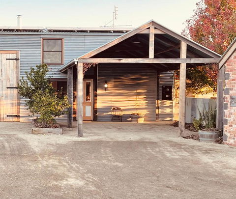 Maple Lane Farm Stay - Accommodation NT 1