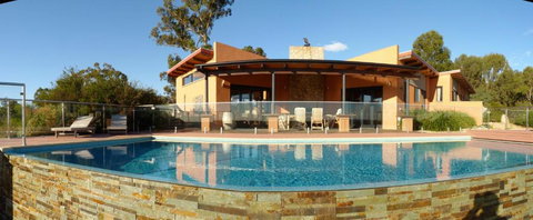 Meringa Springs - Accommodation NT 1