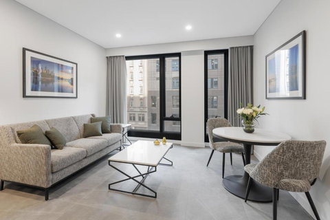 Meriton Suites Melbourne - Accommodation NT 0