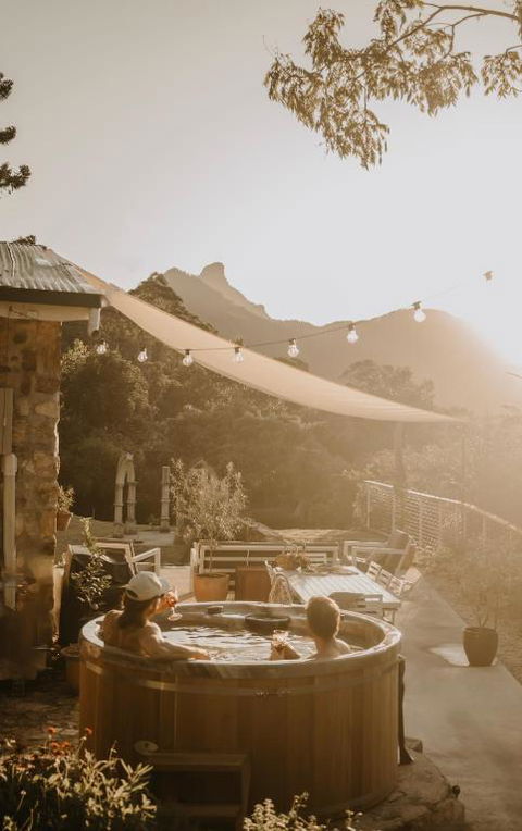 Misty Mountain Manor - NT Tourism 0