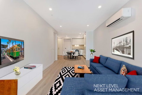 Modern Apartment On Courtney-02594 - Accommodation NT 0