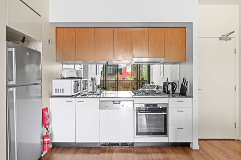Modern Apt - Free Parking - Convenient Location - Accommodation NT 3