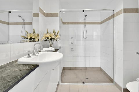 Modern Spacious Chatswood Apartment H1016 - Accommodation NT 2
