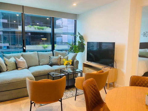 Moody Moon Apartment @ Sky Garden - Glen Waverley - Accommodation NT 2