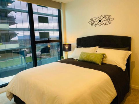 Moody Moon Apartment @ Sky Garden - Glen Waverley - Accommodation NT 1