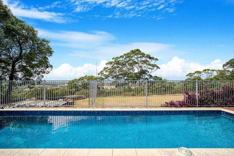 Moondyne Estate Exclusive & Pet Friendly Hilltop Retreat - NT Tourism 0