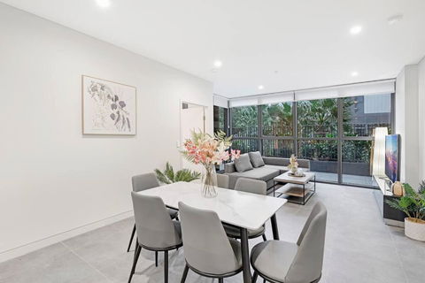 Modern 2B2B APT At Homebush - Accommodation NT 0