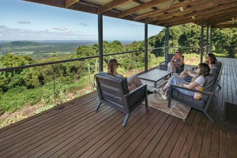 Mountain Retreat With Ocean Views And Fireplace - Accommodation NT 1