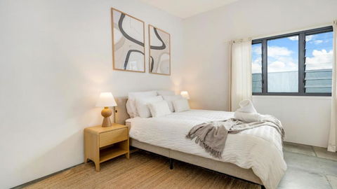 Mullum Haven 3 - Central & Stylish Townhouse - NT Tourism 1