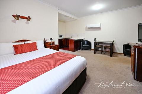 Narrandera Club Motor Inn - Accommodation NT 3