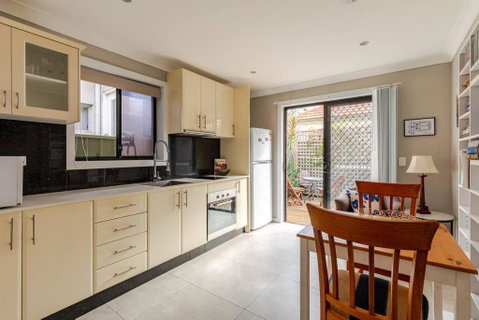 New Granny Flat In Narwee - Accommodation NT 0