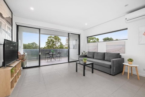 New Modern 2BR 2baths Apt In Homebush Sleeps 6 - Accommodation NT 2