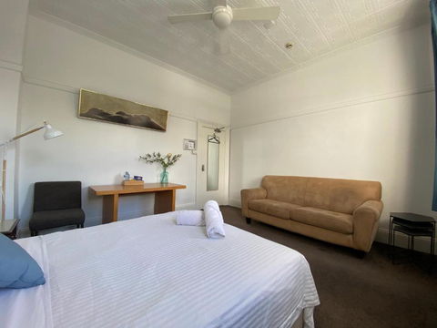 Newcastle Hotel - Accommodation NT 2