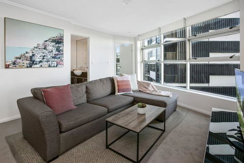 NS504 - Comfort And Convenience In North Sydney - Accommodation NT 2