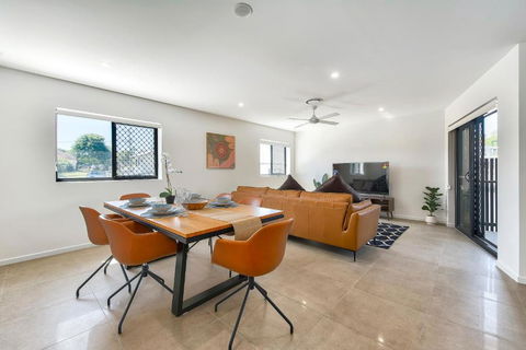 Newly Spacious Top Floor Good View Apartment - NT Tourism 3