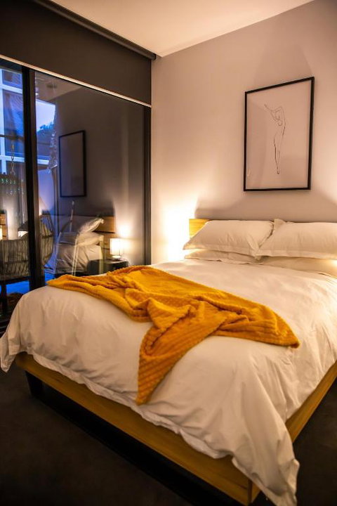 North Melbourne Retreat - Accommodation NT 3