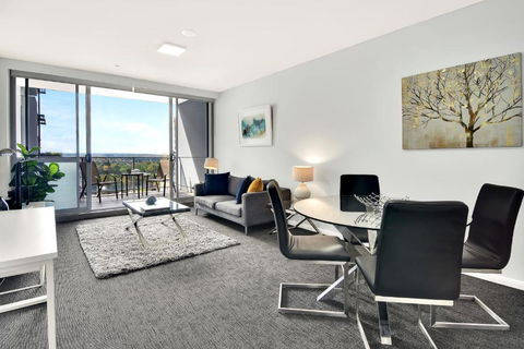 North Sydney Large Two Bedroom MIL2252402 - Accommodation NT 1