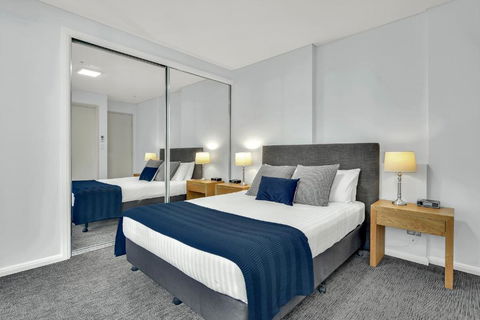 North Sydney Large Two Bedroom MIL2252402 - Accommodation NT 2