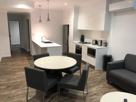 Nouveau On Young - Accommodation NT 1
