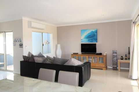Ocean Breeze - NT Tourism 1