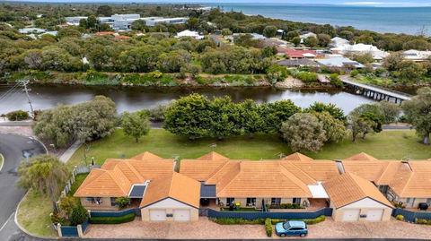 Ocean Breeze Villa - Accommodation NT 0