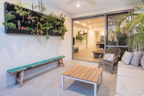Ocean Cove Chalet - Accommodation NT 1