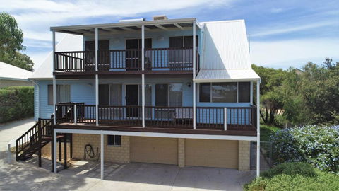 Ocean Vista Large Modern Home With Ocean Views - Accommodation NT 1
