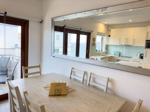On The Esplanade - Close To Beach & Cronulla Mall With Aircon - Accommodation NT 2