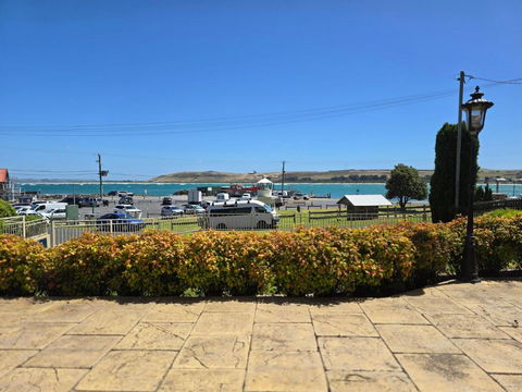 On The Terrace Stanley - Accommodation NT 1