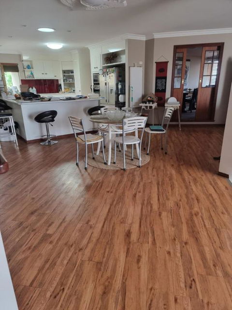 Open Plan Large Home - Accommodation NT 0