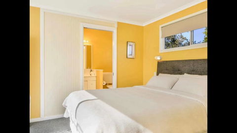 Orange Blossom- Comboyne Mountain Cottages - Accommodation NT 3