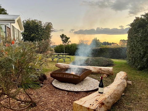Orange Blossom- Comboyne Mountain Cottages - Accommodation NT 0