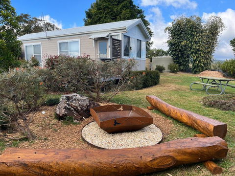 Orange Blossom- Comboyne Mountain Cottages - Accommodation NT 1