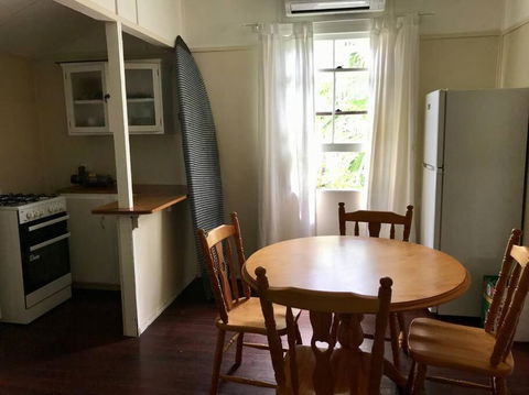 Original Surf Cottage In Heart Of Pottsville Beach - Accommodation NT 1