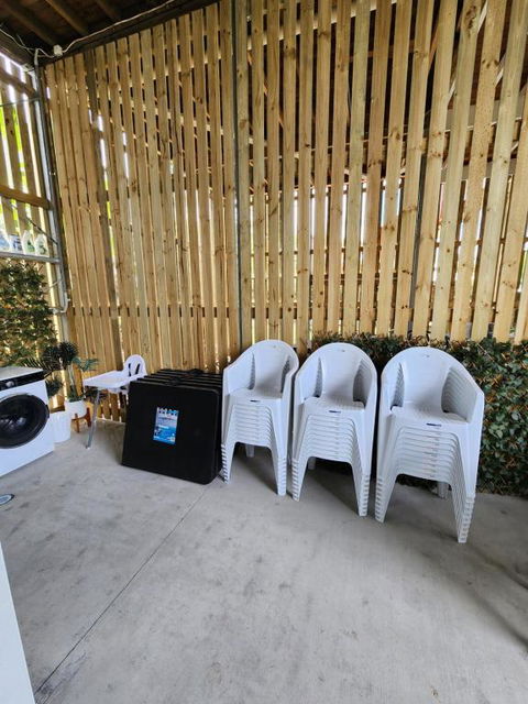 OXLEY Mineral Pool & Private Home SuburbanSTAY - NT Tourism 3