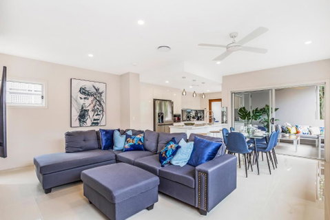 Park Avenue Luxe Townhouse Brand New Sleeps 9 - Accommodation NT 1