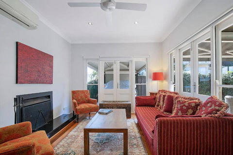 Paddington Cottage - A Classic Queenslander Stay - NT Tourism 2