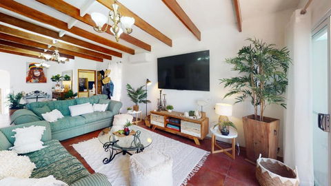 Palazzo On The Beach - Beachmere - Accommodation NT 2