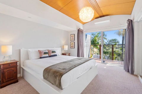 Paradise Palms - Resort Retreat With Panoramic Views - Accommodation NT 1