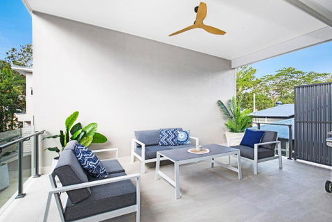 Park Avenue Terrace House Sleeps 9 - Accommodation NT 3