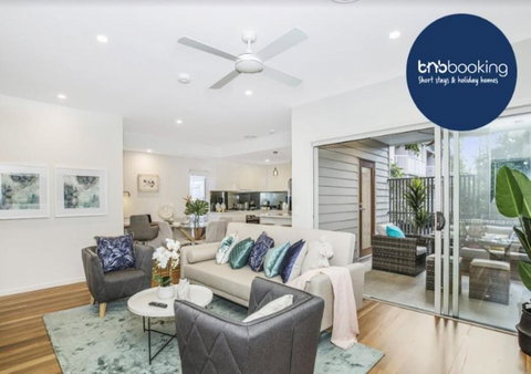 Park Avenue Townhouse Retreat Brisbane Sleeps 10 - Accommodation NT 0