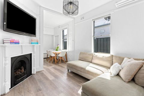 Peaceful 2 Bedroom With Private Backyard And BBQ - Accommodation NT 2