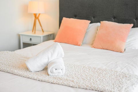 Penrith 3Br Apt Close ToTrain Station & Shopping - Accommodation NT 1