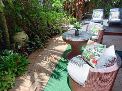 Palm Garden Villa-Apt With Tropical Courtyard At Cronulla Beach - Accommodation NT 2