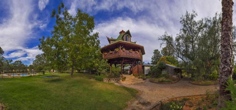Pilliga Pottery Creative Farmstay - NT Tourism 0