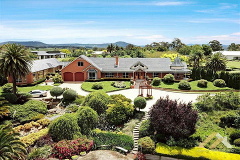 Perfect Entertainer-s Home With Pool - Accommodation NT 0